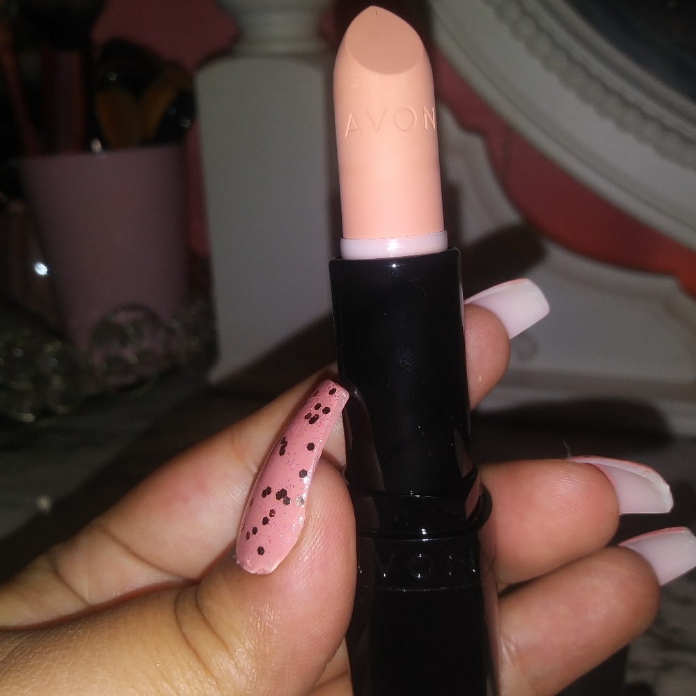 ✨ New Avon Lipstick